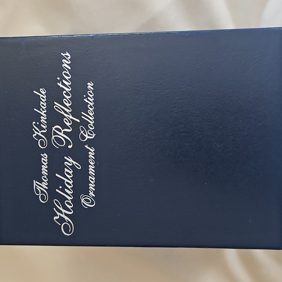 Thomas Kincaid Glass Christmas Tree Ornament 2012 Bradford Exchange - Picture 5 of 13